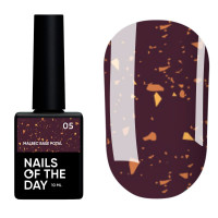 NAILSOFTHEDAY Malbec base potal 05 вітражна база з золотою поталлю, 10 мл NAILSOFTHEDAY Malbec base potal 05 вітражна база з золотою поталлю, 10 мл